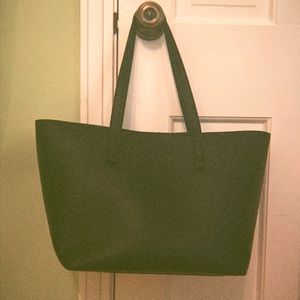 Medium-Large Black Bag
